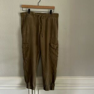 Anthropology Cloth & Stone cargo pants.